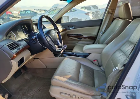 2010 Honda Accord Exl z USA, uszkodzony, nr VIN 1HGCP3F88AA022624